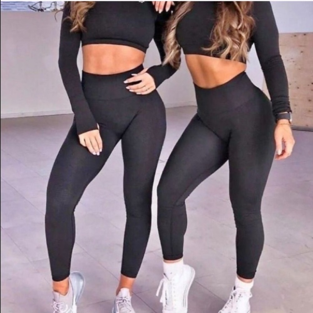 2-Piece Black Vital Seamless Leggings + Top Set
